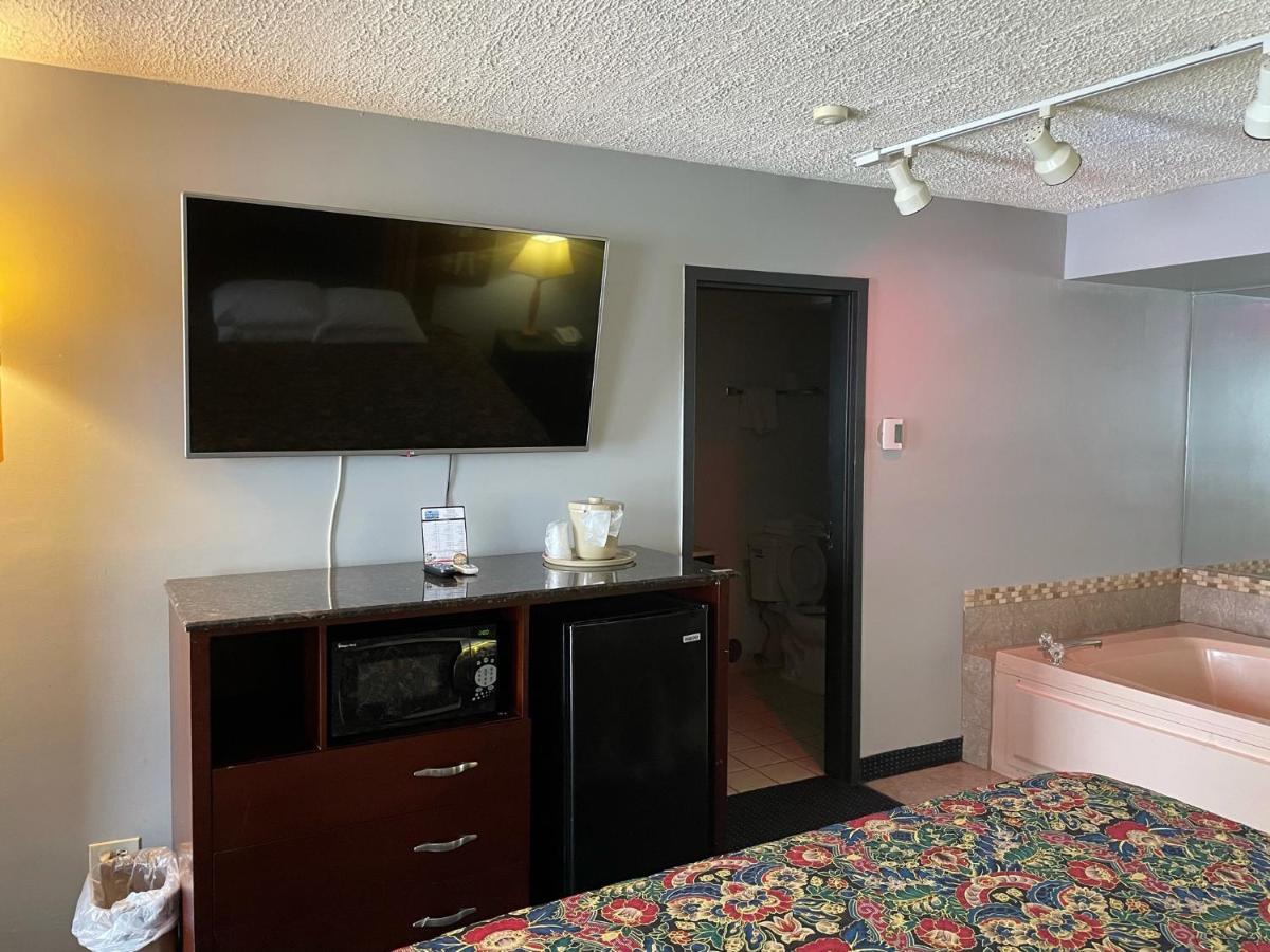 Countryside American Inn And Suites מראה חיצוני תמונה
