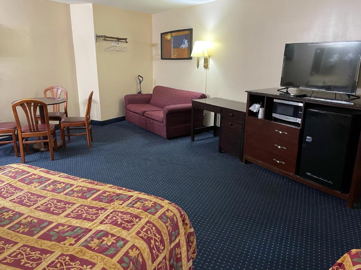 Countryside American Inn And Suites מראה חיצוני תמונה