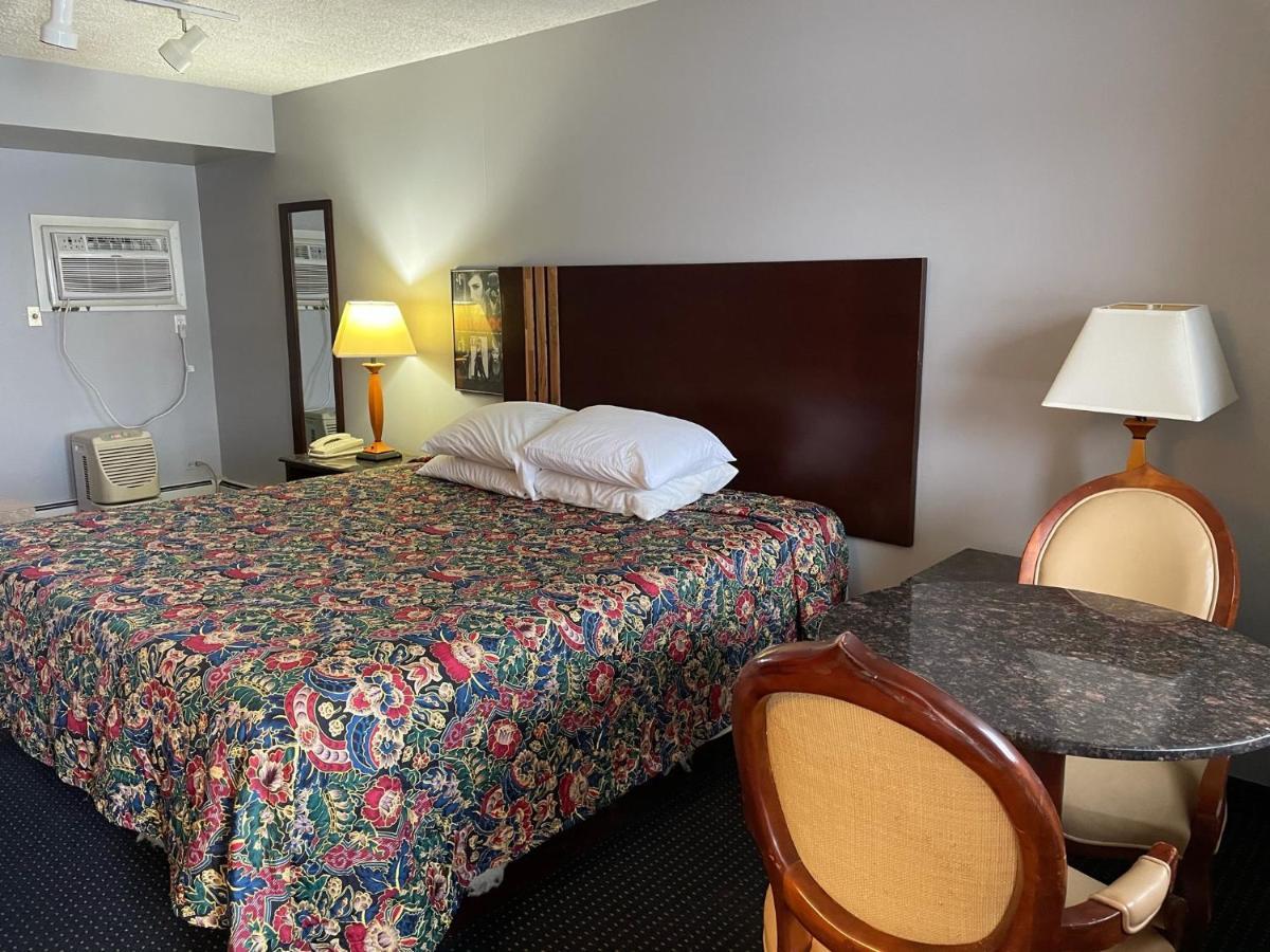 Countryside American Inn And Suites מראה חיצוני תמונה